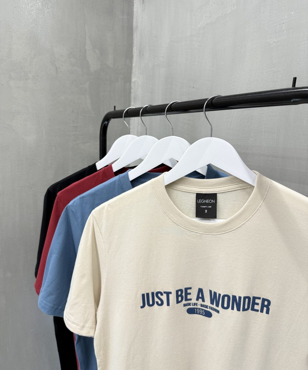Alternative view of Remera JUST BE