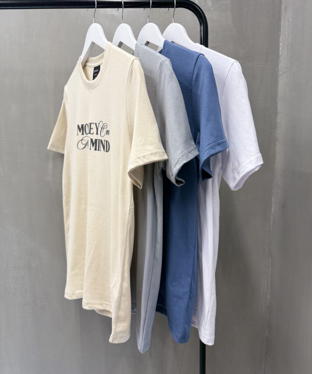 Alternative view of Remera MC MONEY ON