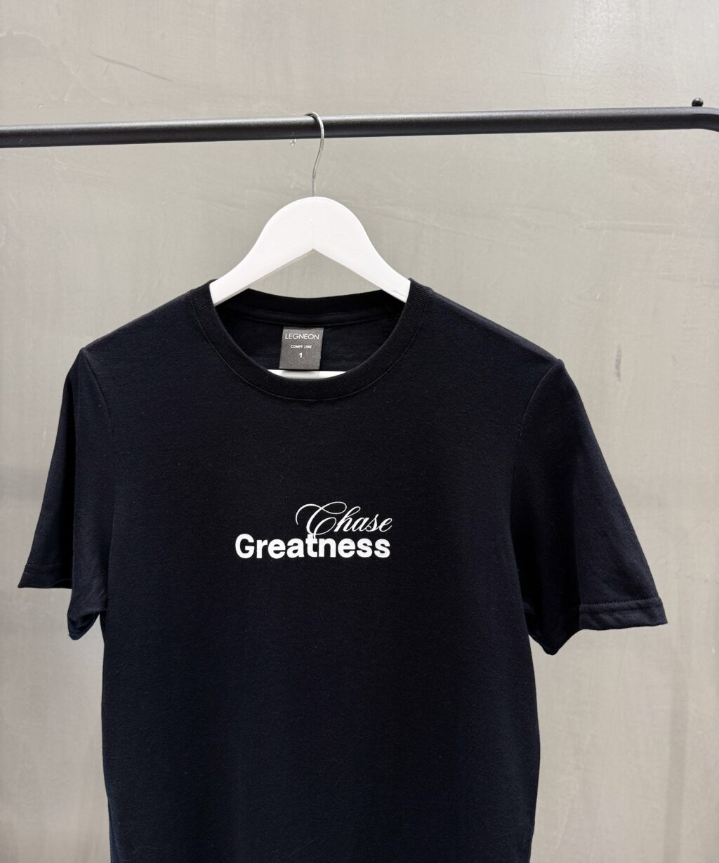 Alternative view of Remera MC CHASE GREATNESS