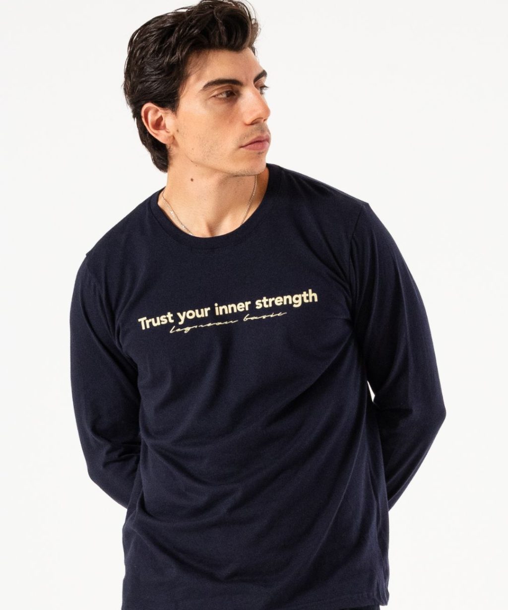 Alternative view of Remera ML TRUST YOUR