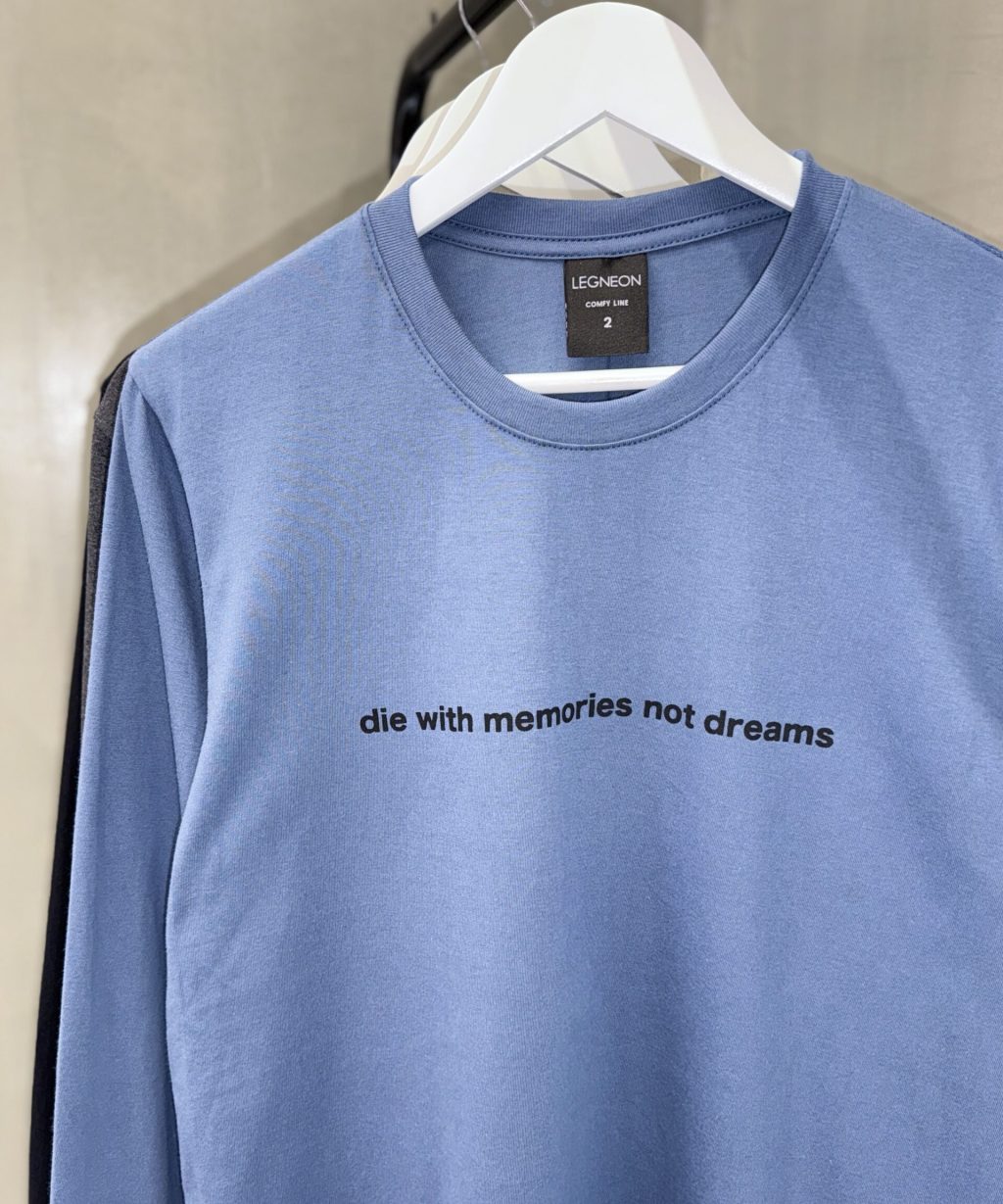 Alternative view of Remera ML CR DIE WITH MEMORIES NOT DREAMS