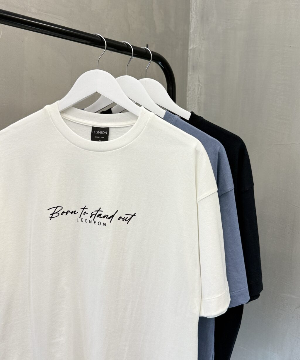 Remera Oversize BORN TO STAND OUT