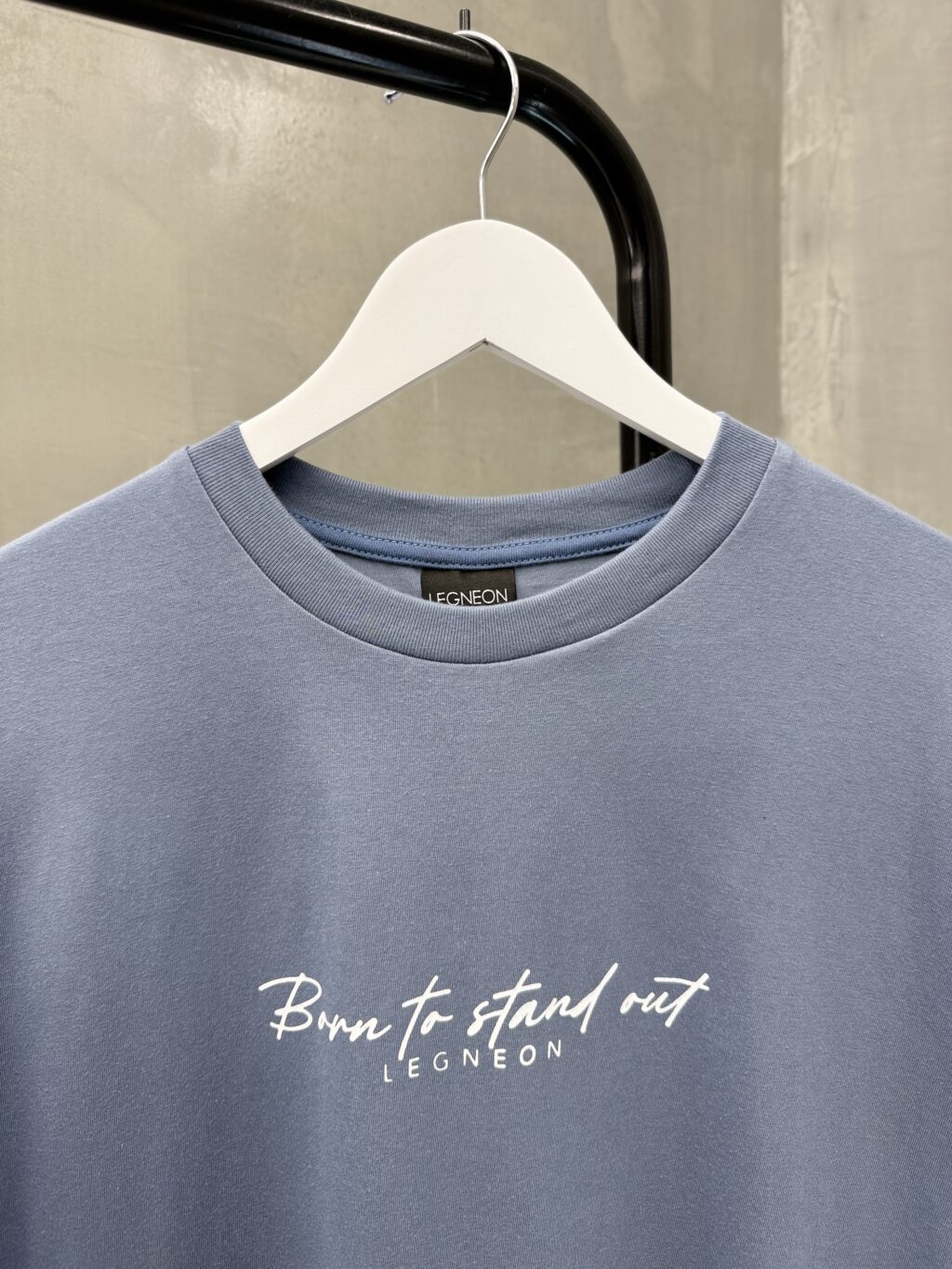 Remera Oversize BORN TO STAND OUT - Image 2