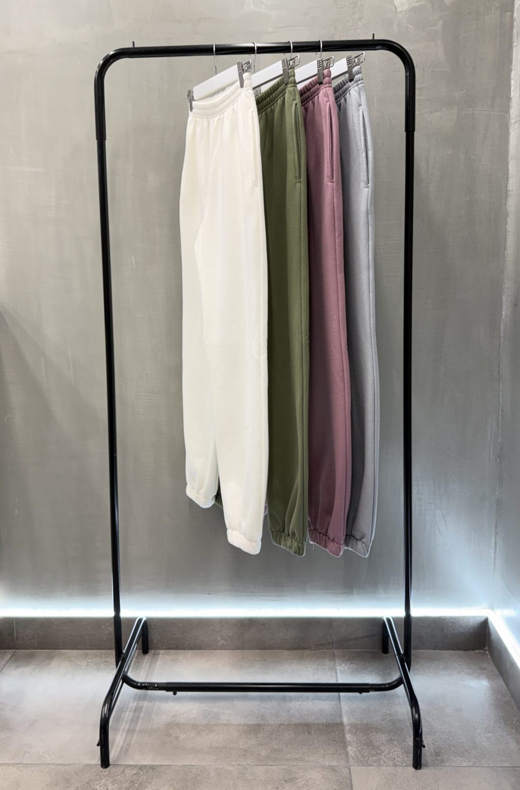 JOGGER LENA - Image 16