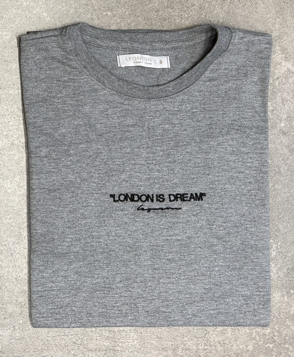 Remera Petra LONDON bordada - Image 5