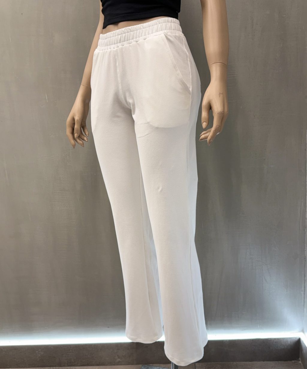 Alternative view of Pantalon Aria Street Fit