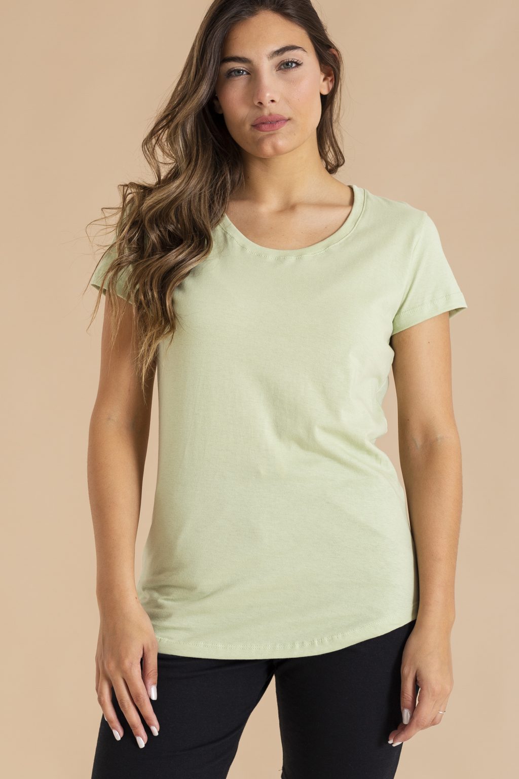 Remera Mujer BASIC M/C C/RED lisa - Image 4