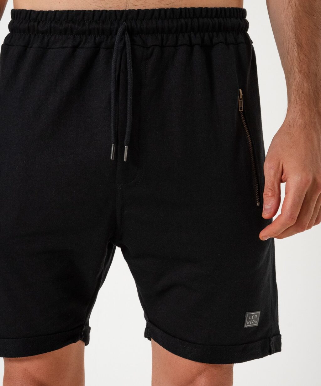 Alternative view of Short Chupin Hombre