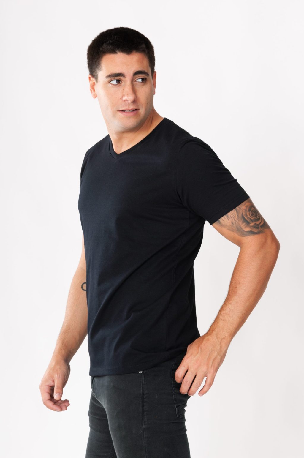 Remera Hombre Basic C/V M/C T1 al T5 - Image 4