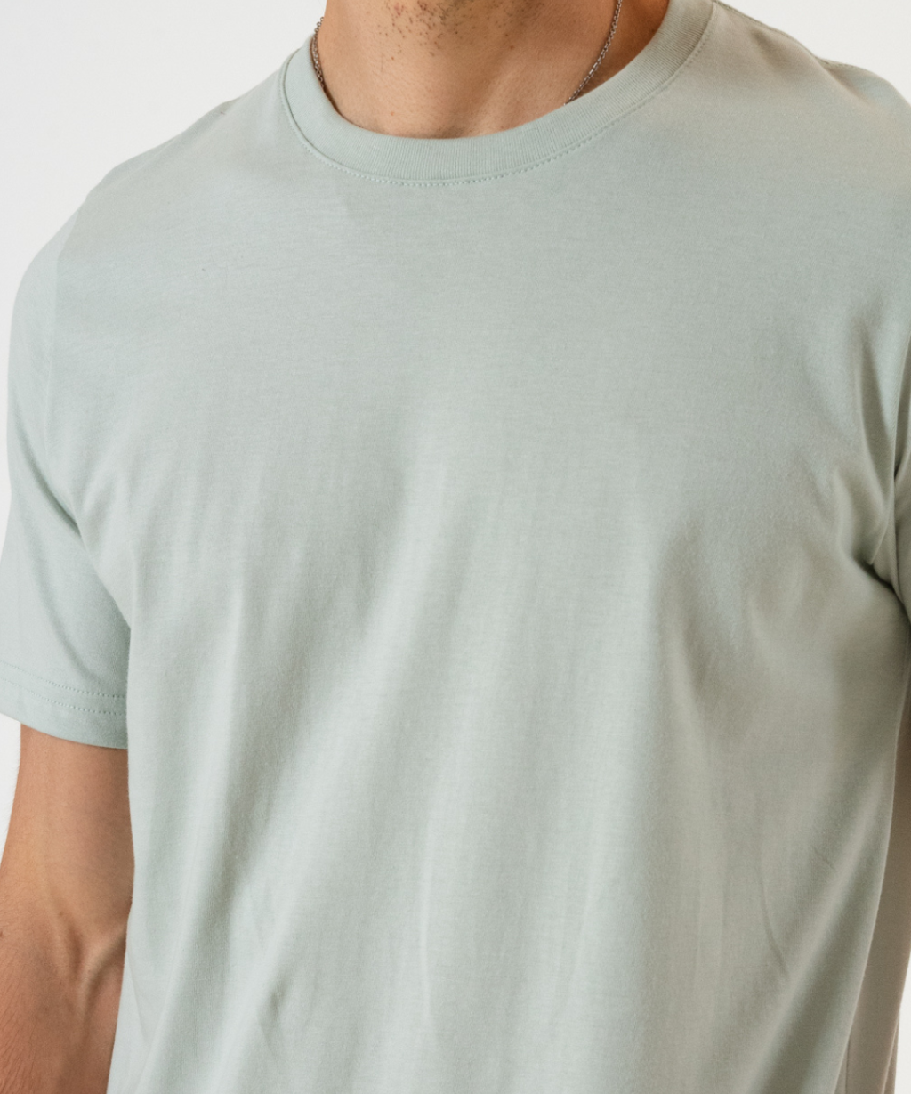 Alternative view of Remera hombre BASIC M/C T6 y T7