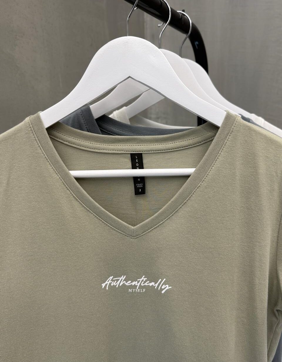 Alternative view of Remera Hawai AUTHENTICALLY