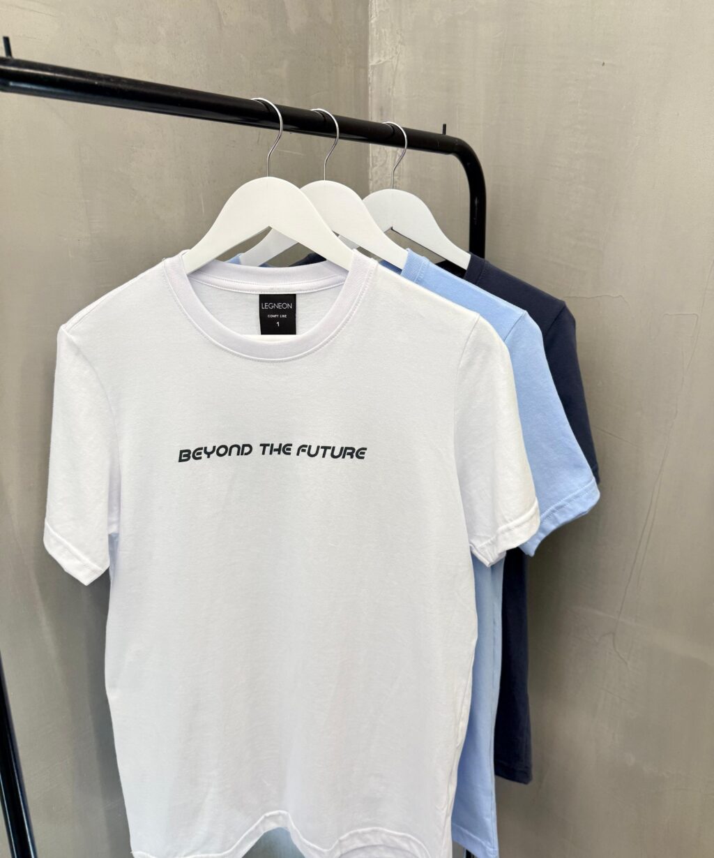 Remera MC BEYOND THE FUTURE