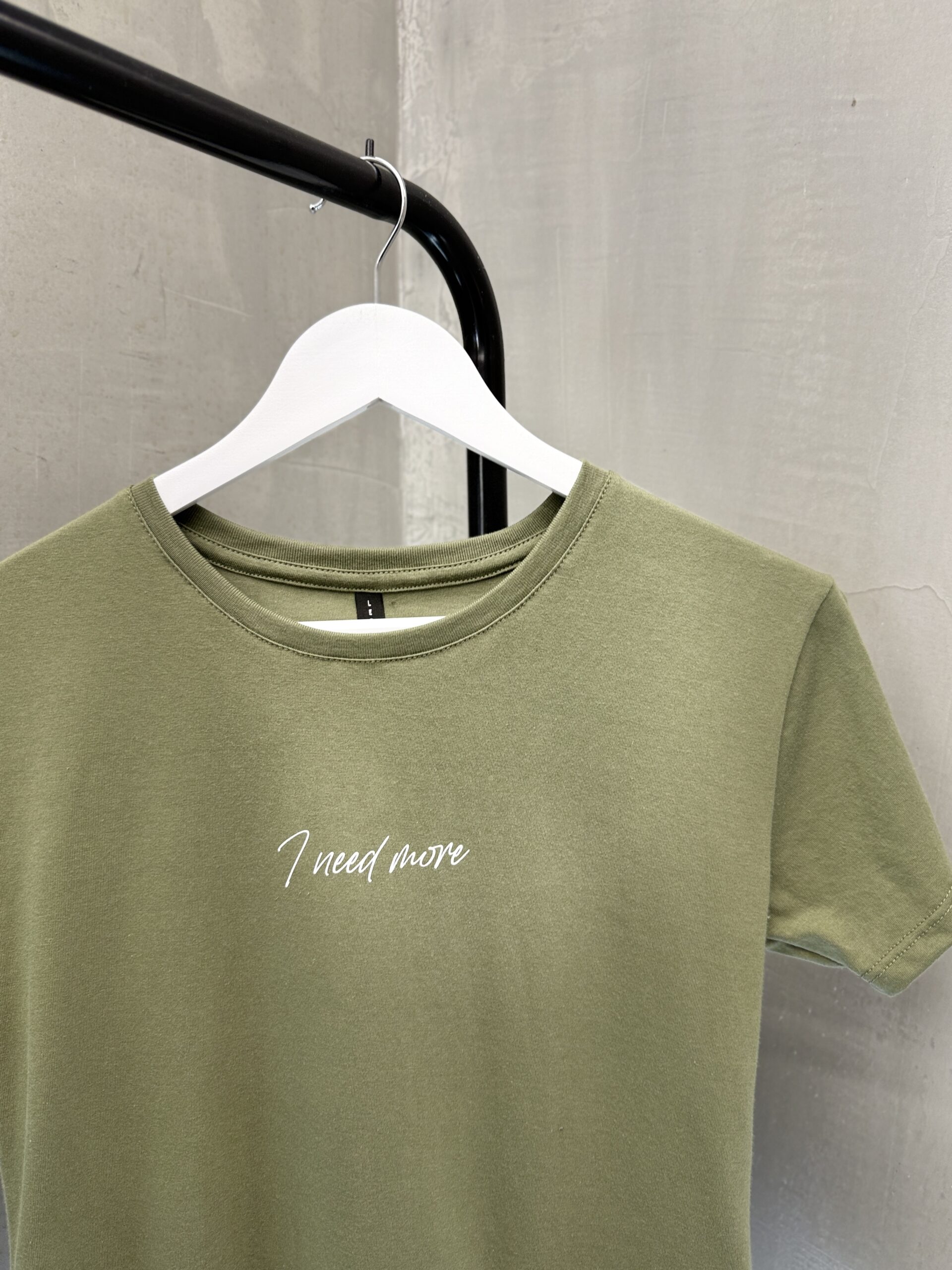 Remera Ambar I NEED MORE - Image 3