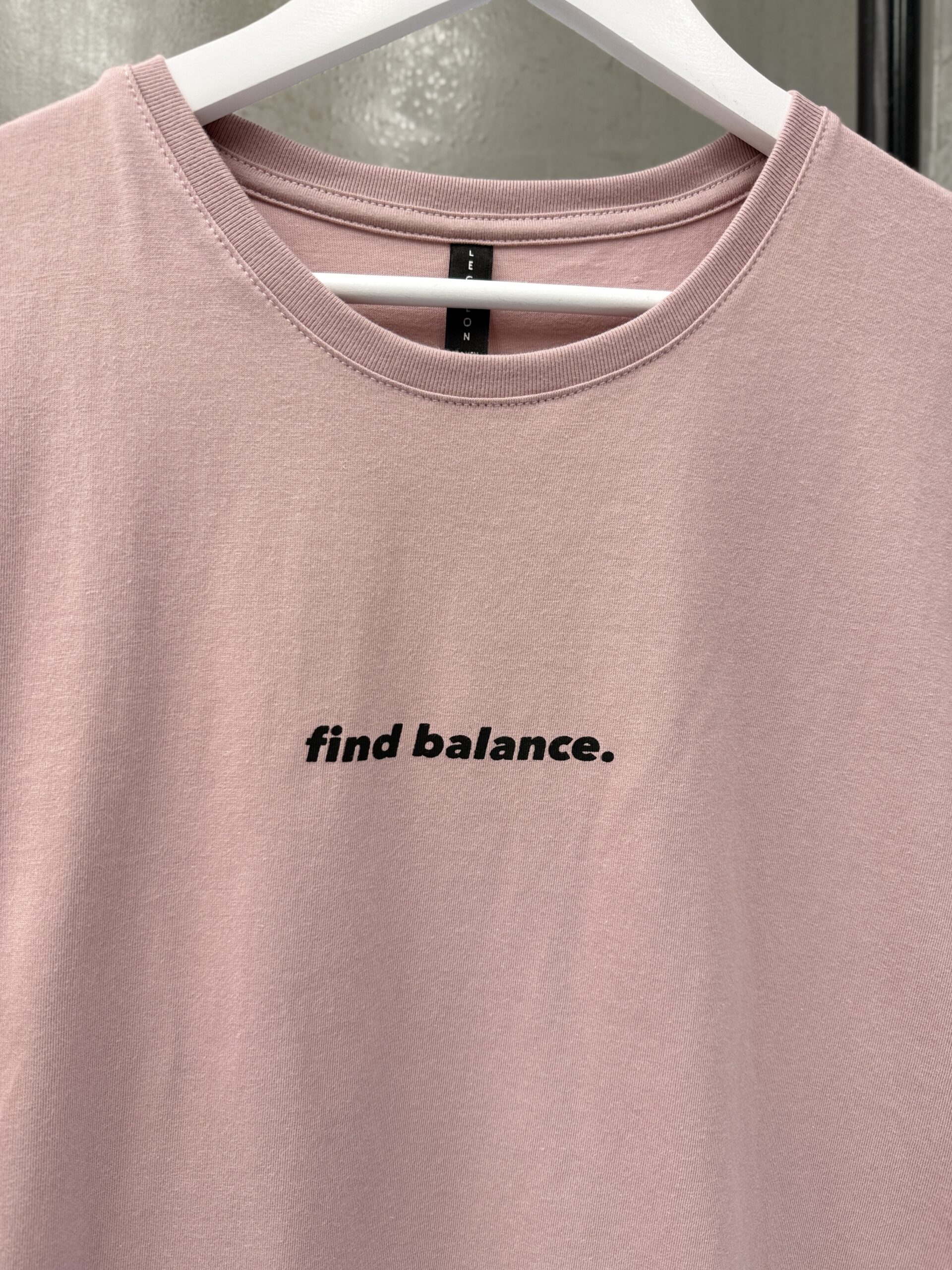 Remera Ambar FIND BALANCE. - Image 2