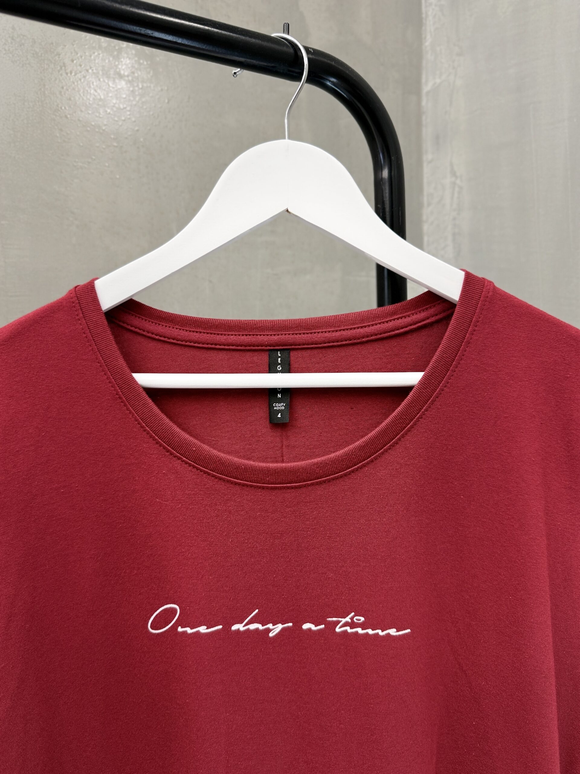 Remera Petra ONE DAY A TIME - Image 3