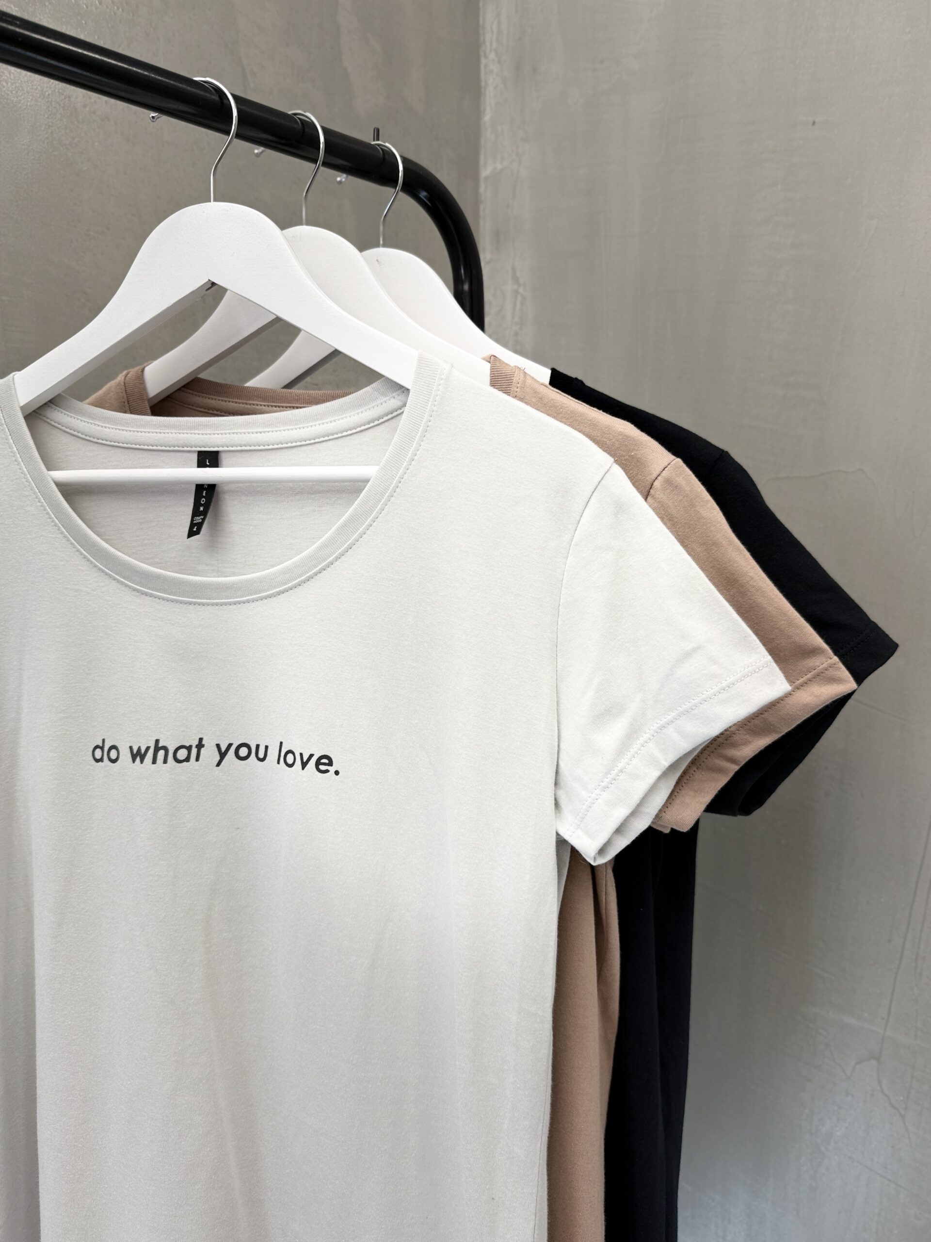 Remera Petra DO WHAT YOU LOVE