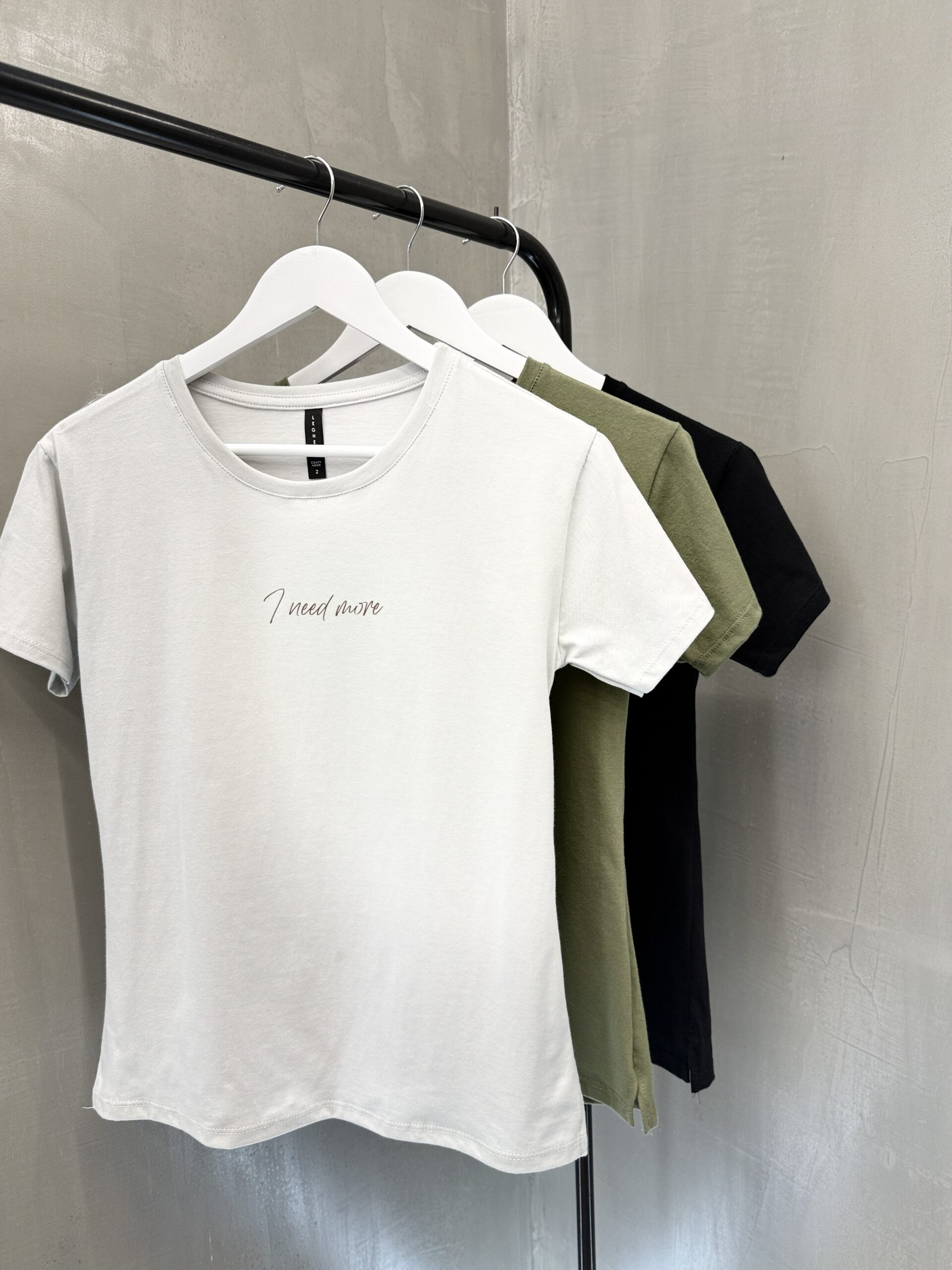 Remera Ambar I NEED MORE