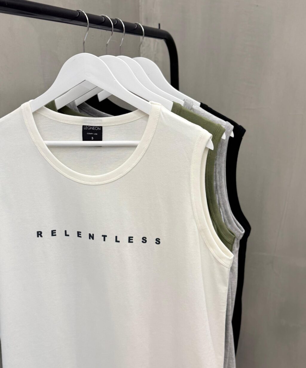 Remera S/M RELENTLESS
