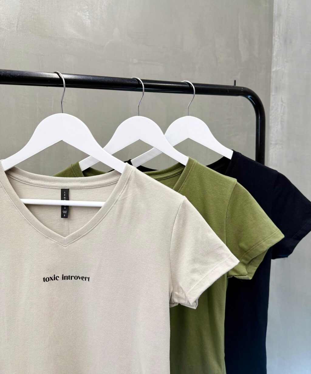 Remera Hawai TOXIC INTROVERT