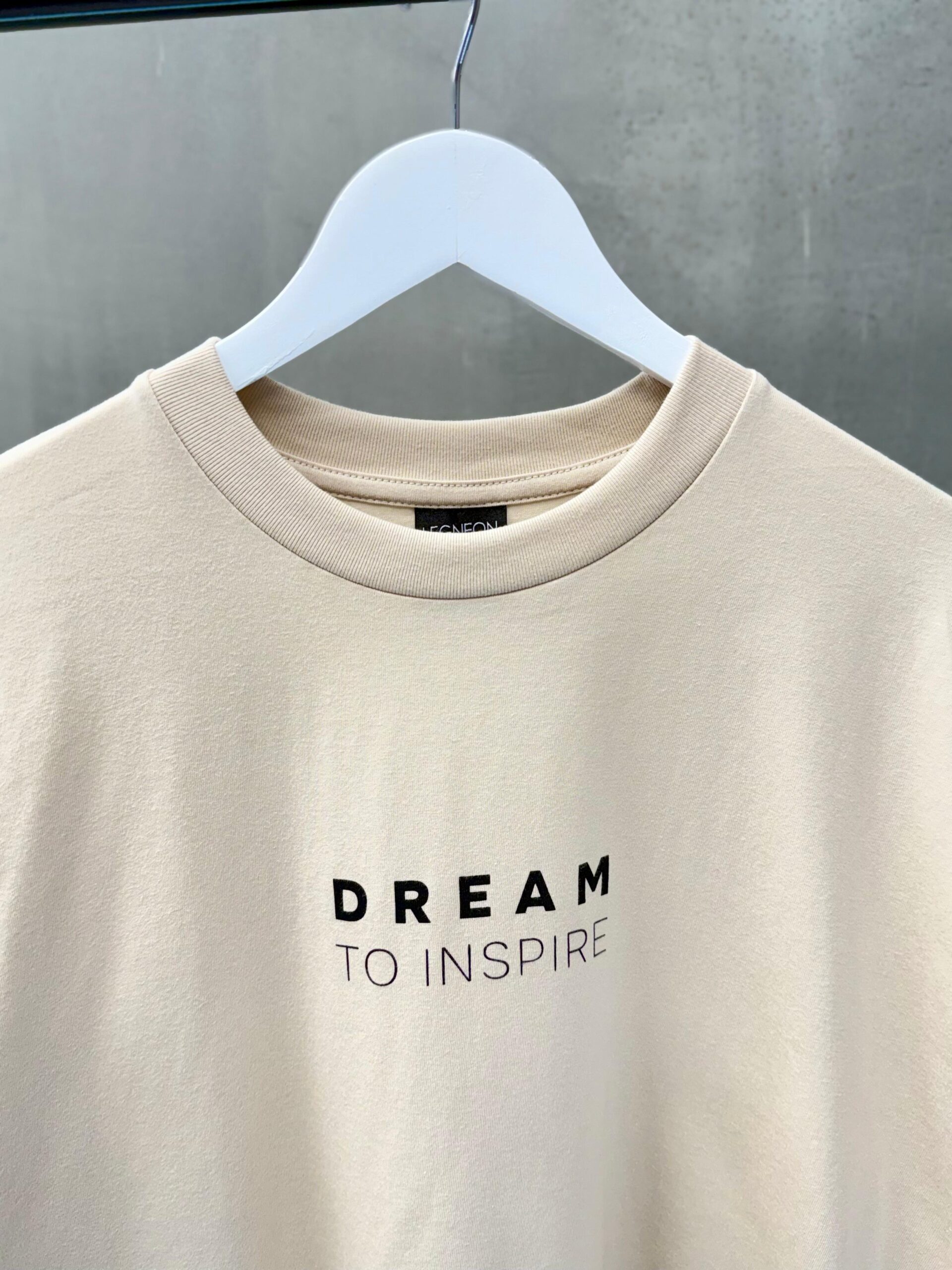 Remera Oversize DREAM TO INSPIRE - Image 4