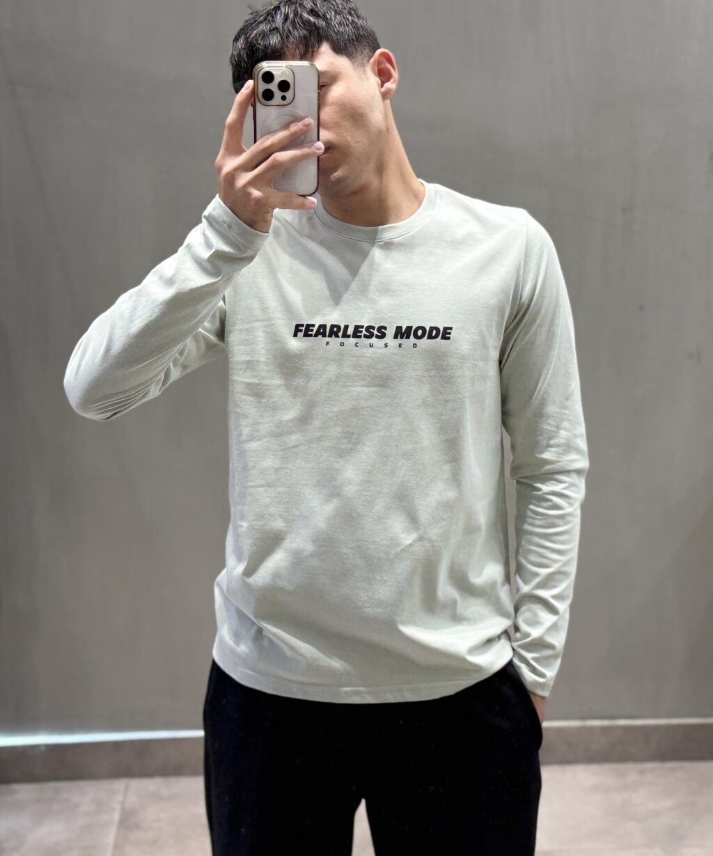 Remera M/L FEARLESS MODE FOCUSED