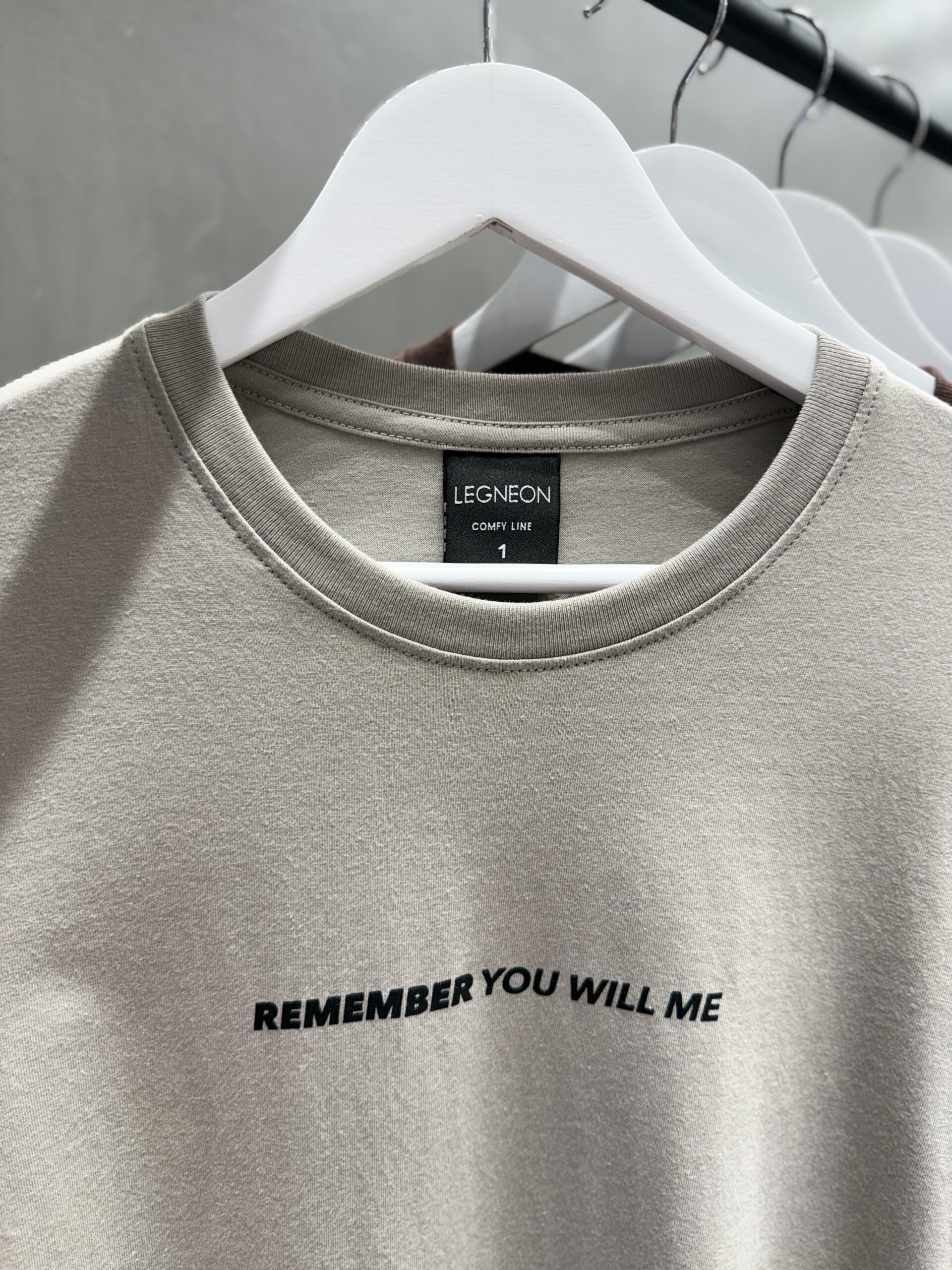 Remera ML C/Puño REMEMBER YOU WILL ME - Imagen 5